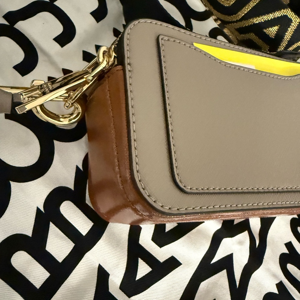 New Marc Jacob’s Snapshot Leather bag - Picture 7 of 7